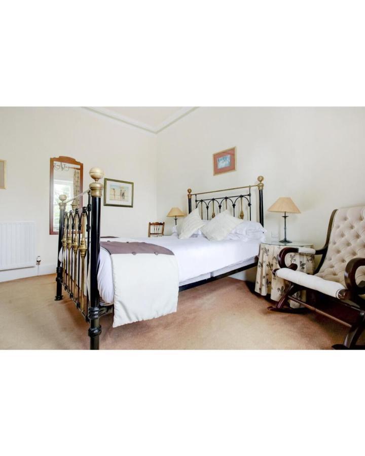 Kirkconnel Hall Hotel Ecclefechan Room photo